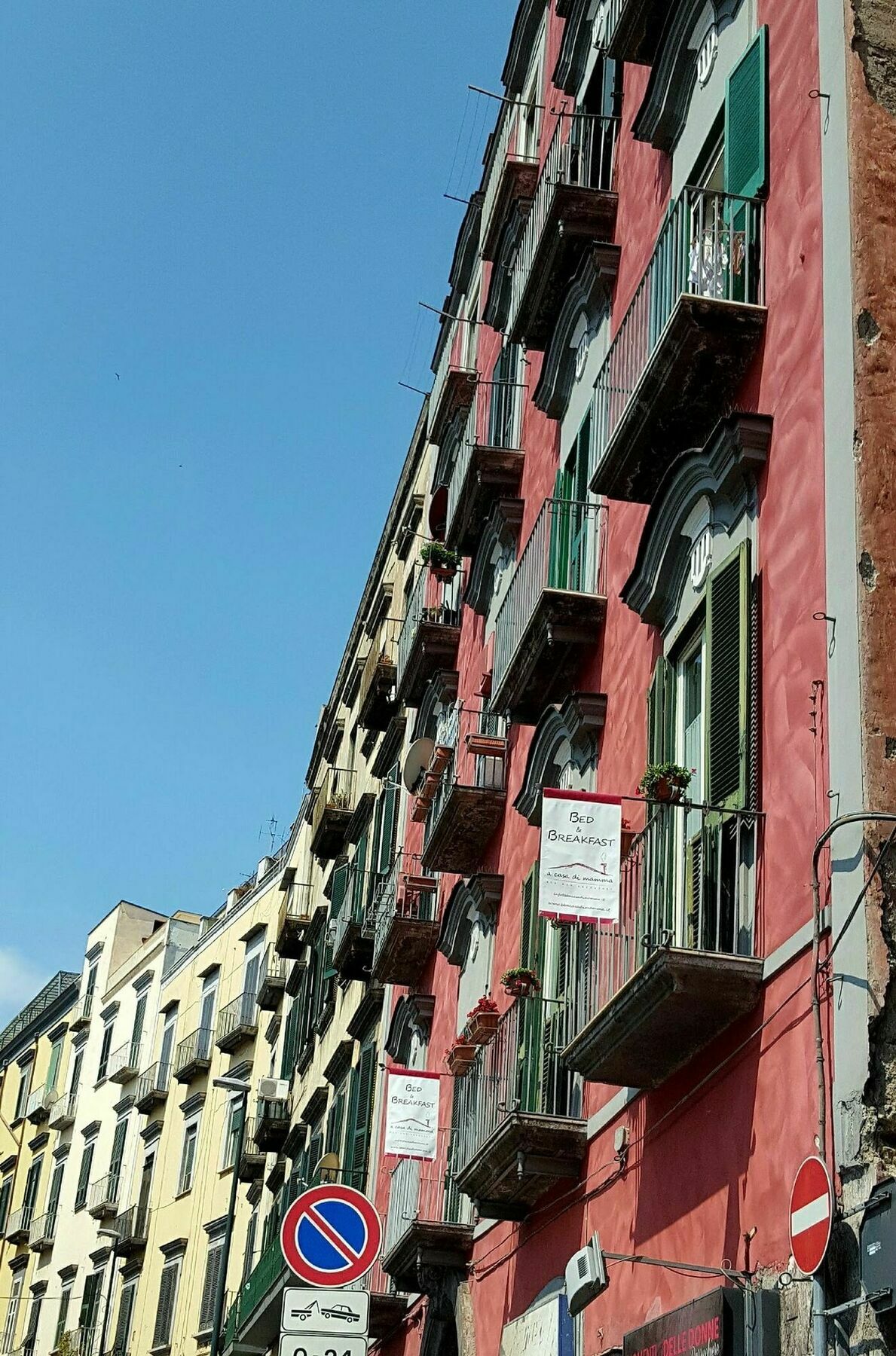 A Casa Di Mamma Bed and Breakfast Napoli Eksteriør billede